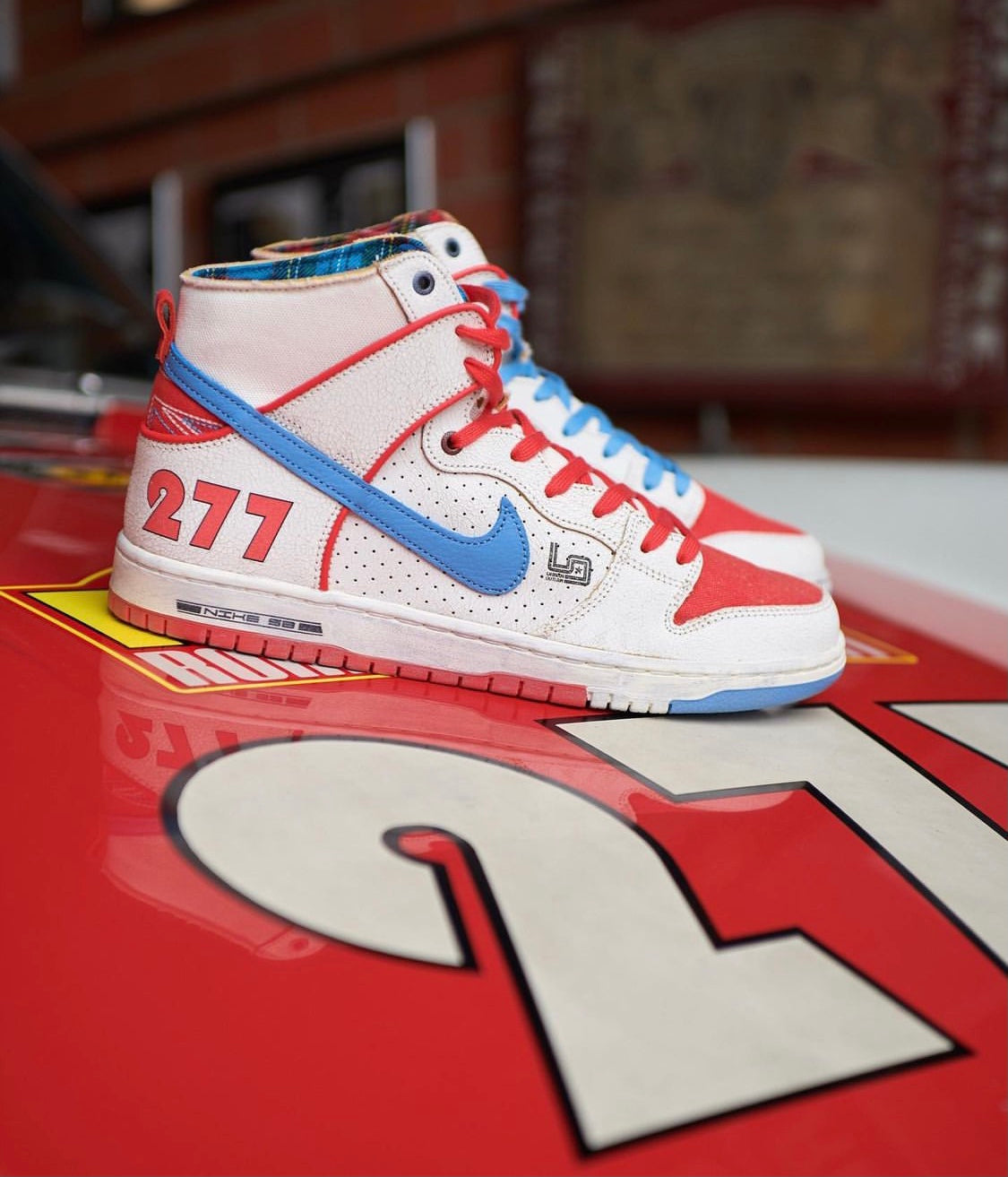 NIKE SB ISHOD MAGNUS WALKER DUNK HIGH RAFFLE INFORMATION