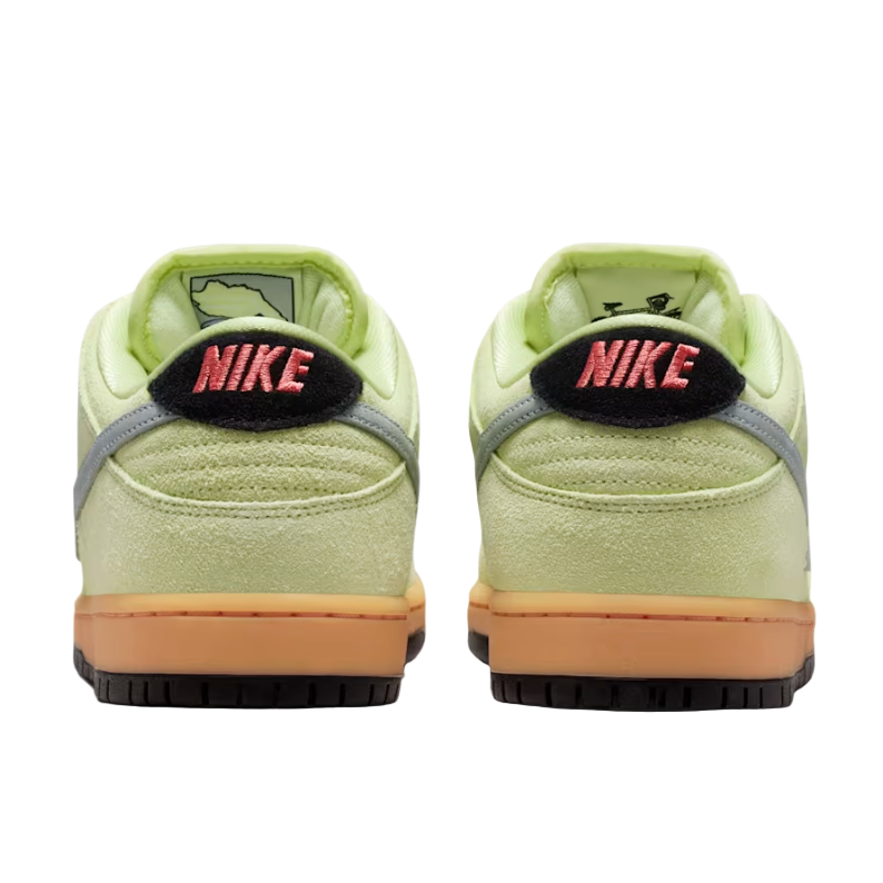 Nike SB Dunk Low Pro Premium
